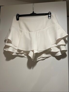 Zara Cream Layered Ruffle Skort Shorts